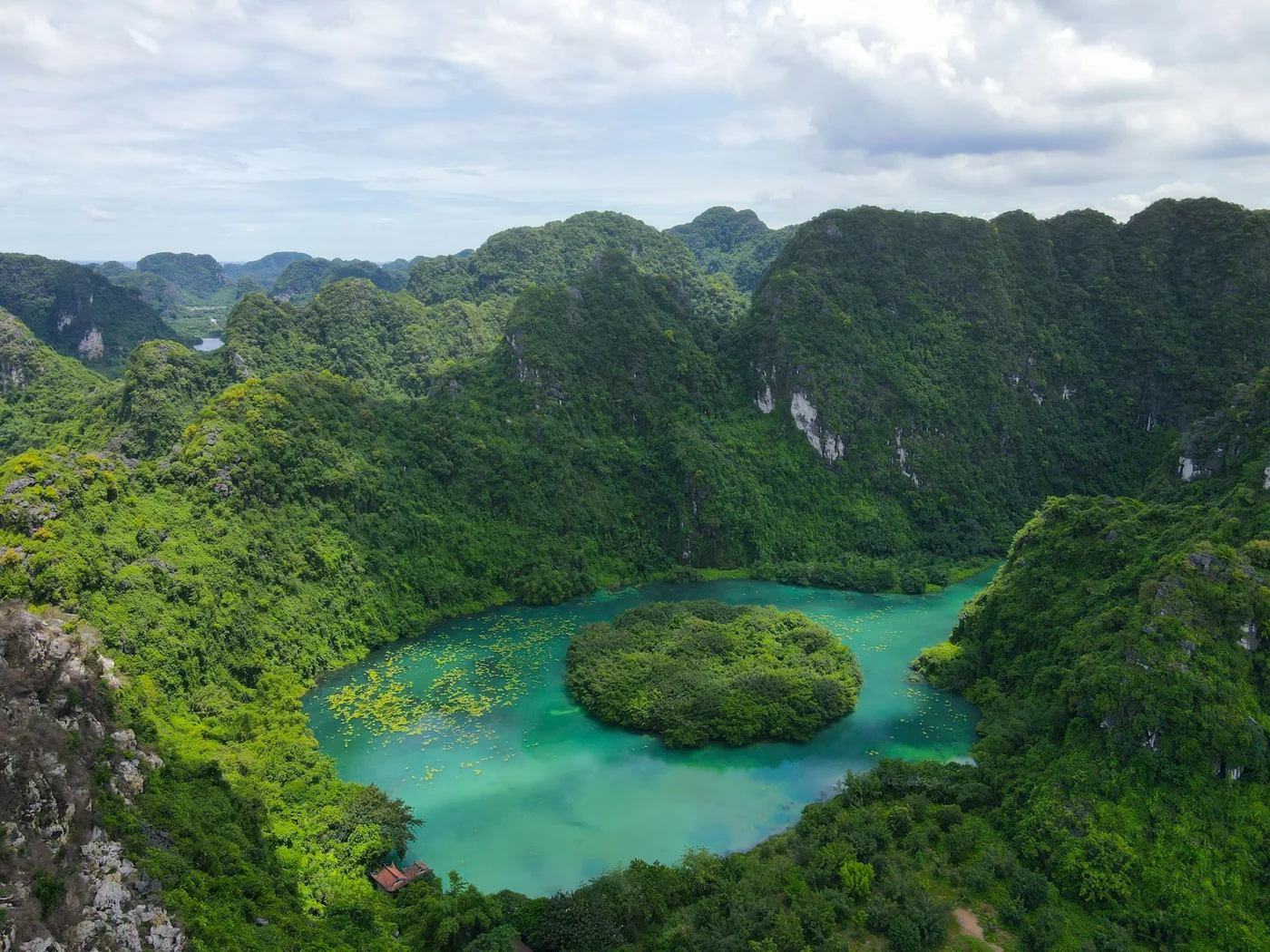 Tràng An landscape